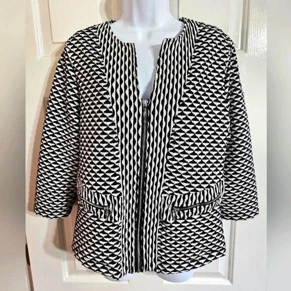 Chico’s Travelers 1 Medium  Black White Geometric Zip Blazer Jacket Work Preppy - Picture 2 of 7